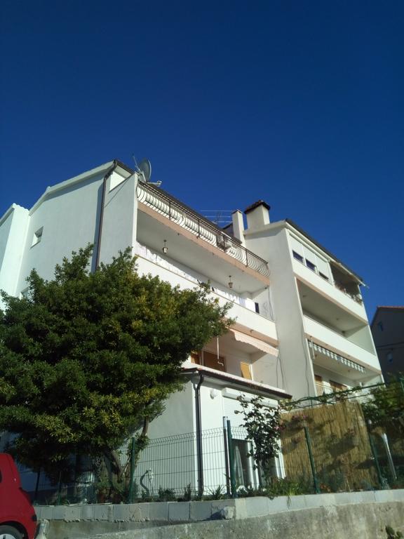 Apartment Golden Dreams *