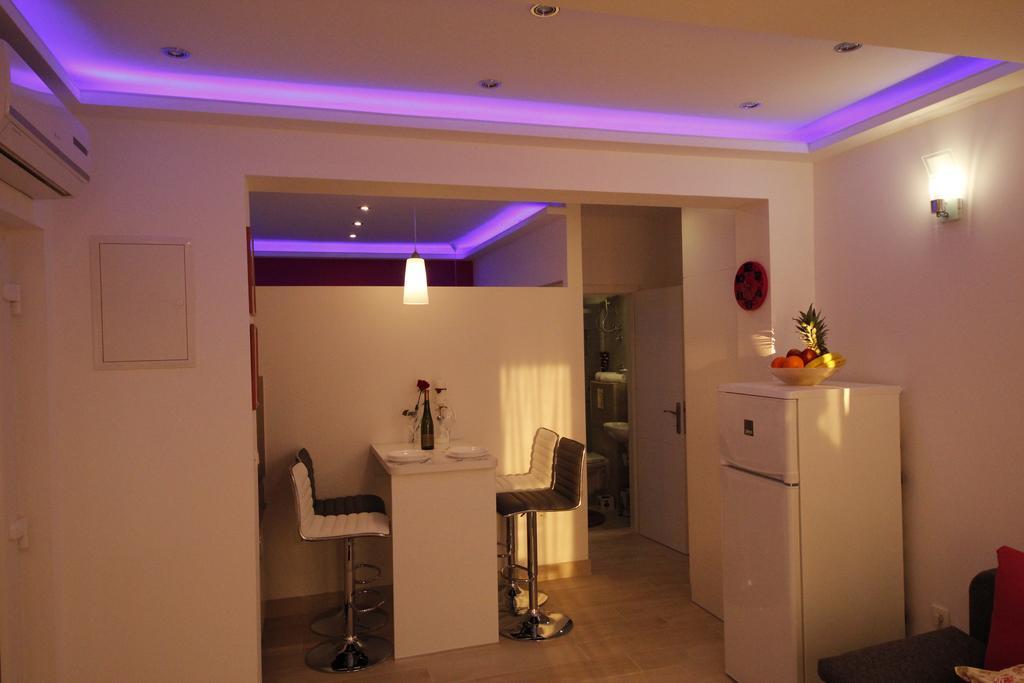 Apartment Golden Dreams