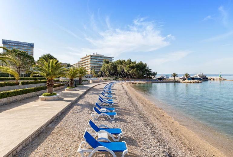 Golden Dreams Apartment Podstrana